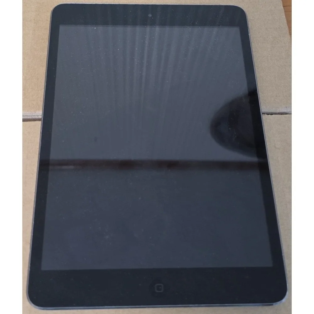 Apple iPad Mini 1st Gen WiFi Space Gray Black Model A1432 Tablet